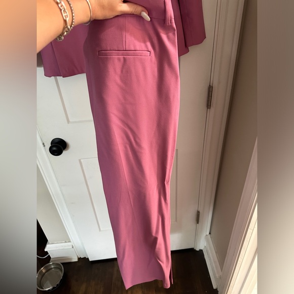 Derek lam 10 Crosby double Breasted suit. Size 6. Worn once! - Picture 5 of 7